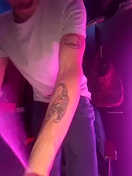 Chris MaVe  online show from 8, 1, 2026