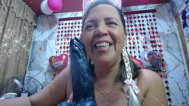 alina maturehot online show from 11, 2, 2026