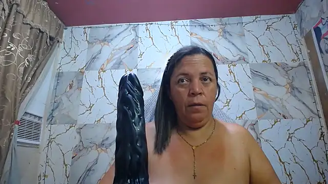 Snapshot of alina_maturehot chatting on 7, 6, 2026 alina maturehot online show from 7, 6, 2026
