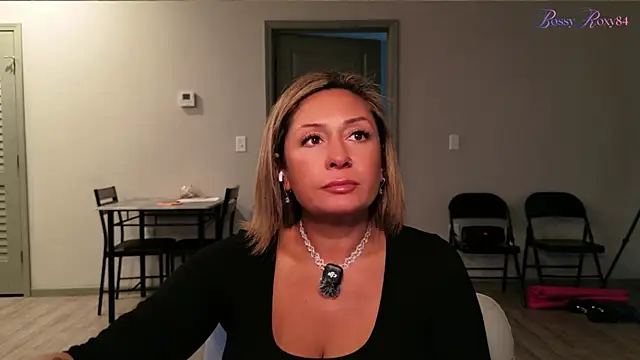 bossyroxy84 online show from 29, 3, 2026