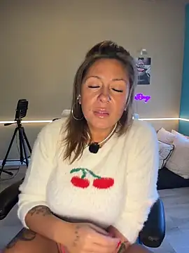 bossyroxy84 online show from 15, 12, 2025