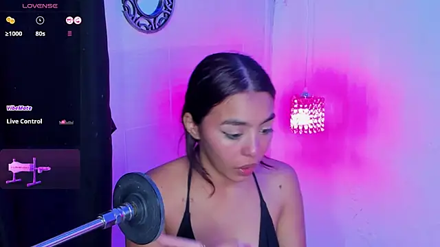 lanna brunette online show from 15, 11, 2025