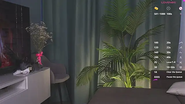 OdelinaFairbrother online show from 3, 3, 2025