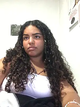 Anitta bell online show from 18, 3, 2025