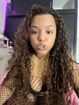 Anitta bell online show from 28, 9, 2025