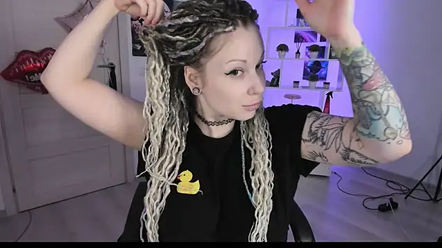 HoneySallyMoore online show from 28, 9, 2025