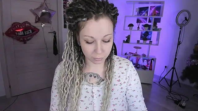 HoneySallyMoore online show from 5, 11, 2025