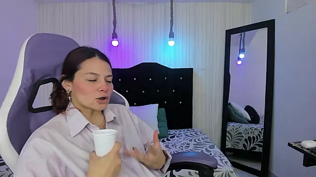 nicky angel1 online show from 24, 2, 2026