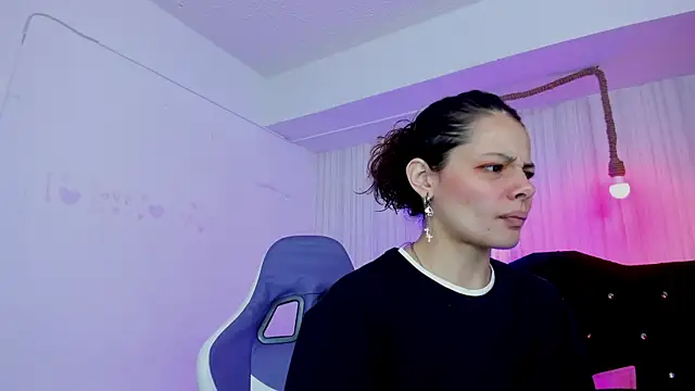 nicky angel1 online show from 15, 10, 2025