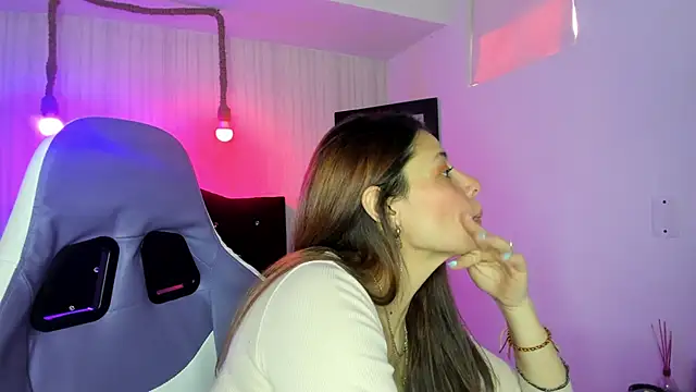 nicky angel1 online show from 18, 10, 2025