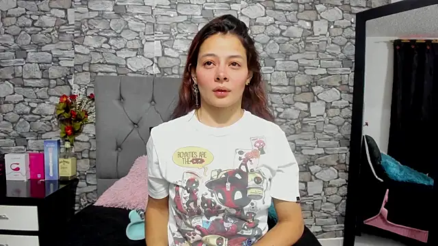 nicky angel1 online show from 3, 10, 2025