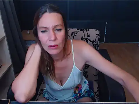 hannaha online show from 23, 7, 2026