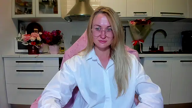 your Goddess Eva online show from 30, 9, 2025