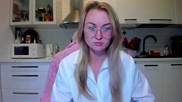 your Goddess Eva online show from 2, 10, 2025