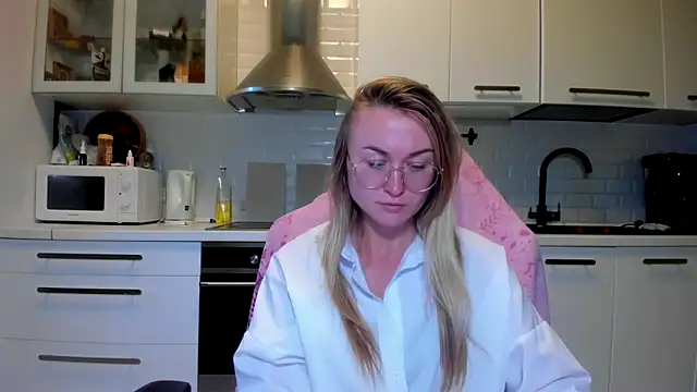 your Goddess Eva online show from 4, 10, 2025