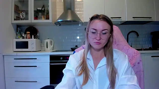 your Goddess Eva online show from 6, 10, 2025