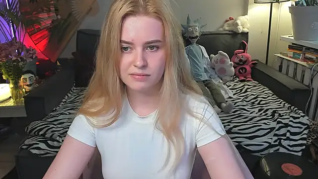 Alexa Pirs online show from 12, 7, 2026