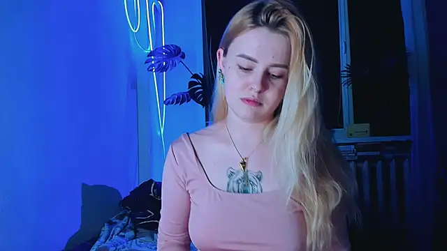 Alexa Pirs online show from 11, 3, 2025