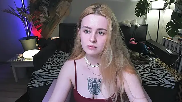 Alexa Pirs online show from 26, 5, 2026