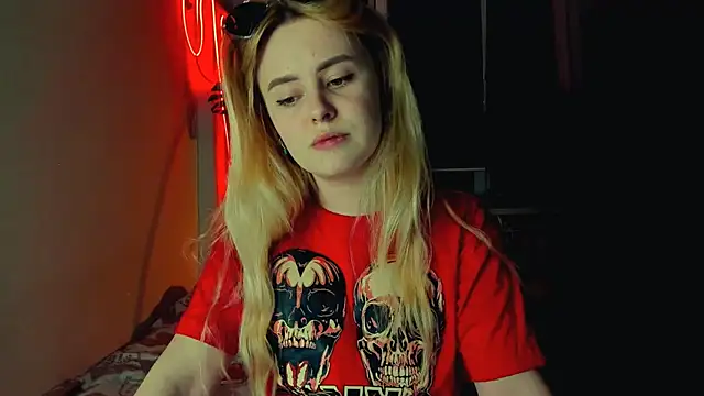 Alexa Pirs online show from 13, 3, 2025