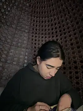 Scarlett-LS online show from 24, 10, 2025