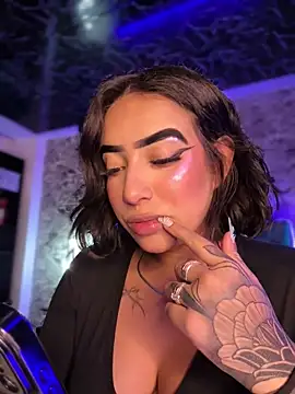 Scarlett-LS online show from 4, 2, 2026