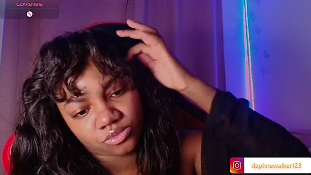 Snapshot of Daphnewalker__ chatting on 17, 2, 2026 Daphnewalker online show from 17, 2, 2026