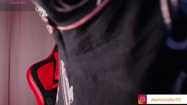 Snapshot of Daphnewalker__ chatting on 25, 2, 2026 Daphnewalker online show from 25, 2, 2026