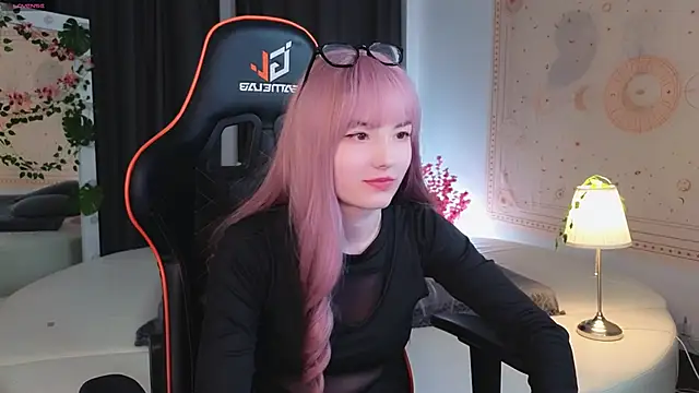 Akemi Sora  online show from 26, 2, 2025