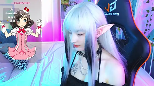 Akemi Sora  online show from 22, 3, 2025