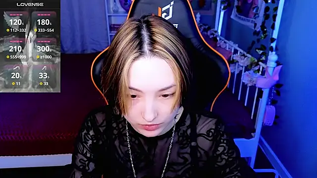 Akemi Sora  online show from 16, 1, 2026