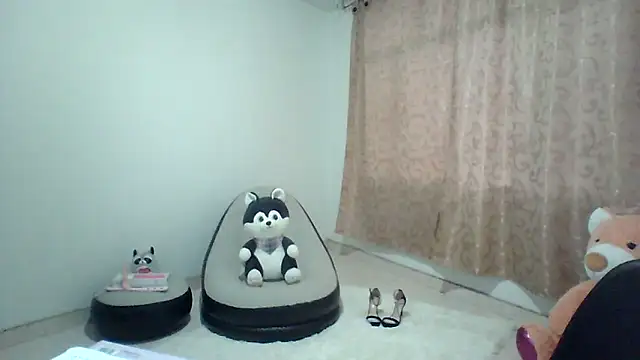 Hanna latinaa online show from 14, 3, 2025