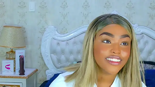 TianahGlow online show from 24, 11, 2025