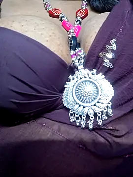 SX-JUHI online show from 11, 10, 2025