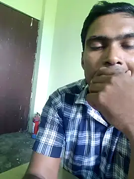 Snapshot of ccuteboyyyy chatting on 24, 9, 2025 ccuteboyyyy online show from 24, 9, 2025