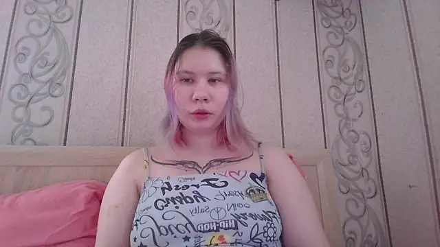 Little kitsune1707 online show from 2, 10, 2025