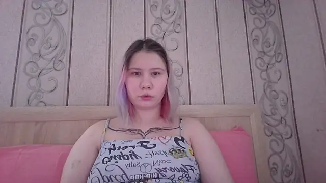 Little kitsune1707 online show from 1, 10, 2025