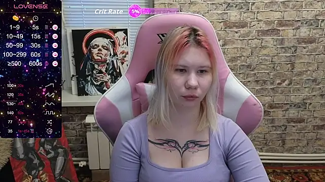 Little kitsune1707 online show from 26, 11, 2025