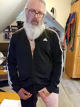 HardSteele97 online show from 4, 10, 2025