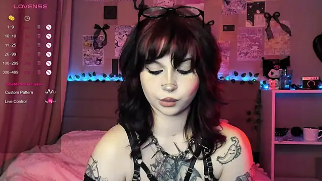 marynixoxo online show from 13, 3, 2026