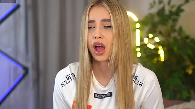  Spring Day  online show from 5, 4, 2026