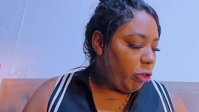 emma purple  online show from 18, 3, 2025