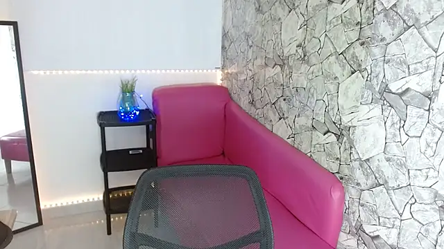 Emilybateee online show from 28, 9, 2025