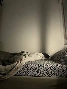 yaxxx03 online show from 27, 11, 2025