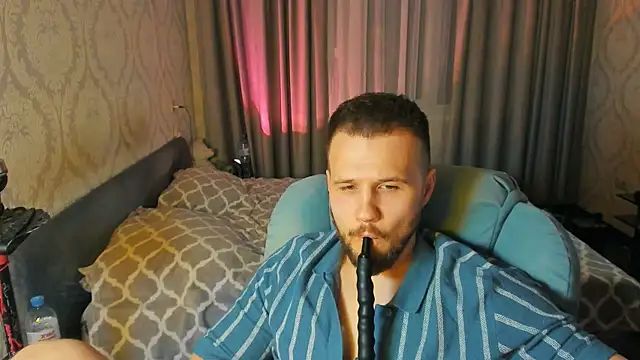 Snapshot of Vladik_b chatting on 21, 4, 2026 Vladik b online show from 21, 4, 2026