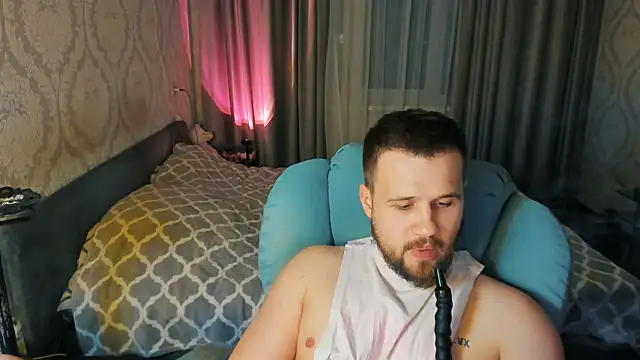 Snapshot of Vladik_b chatting on 1, 5, 2026 Vladik b online show from 1, 5, 2026