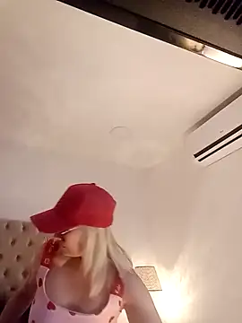 CandieGilson   online show from 4, 2, 2026