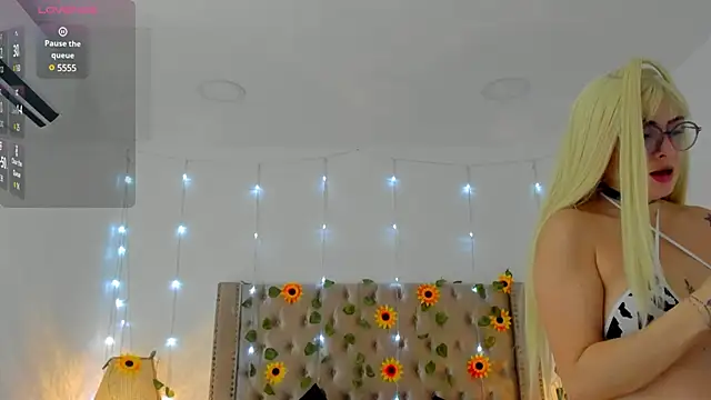 Snapshot of CandieGilson__ chatting on 9, 3, 2025 CandieGilson online show from 9, 3, 2025