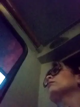 Snapshot of CandieGilson__ chatting on 10, 9, 2025 CandieGilson online show from 10, 9, 2025