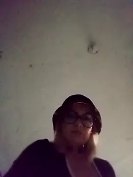 CandieGilson   online show from 10, 4, 2026